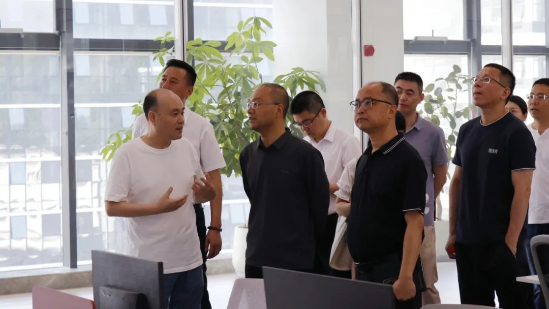 温州市副市长陈宽调研一嘉供应链集采服务平台