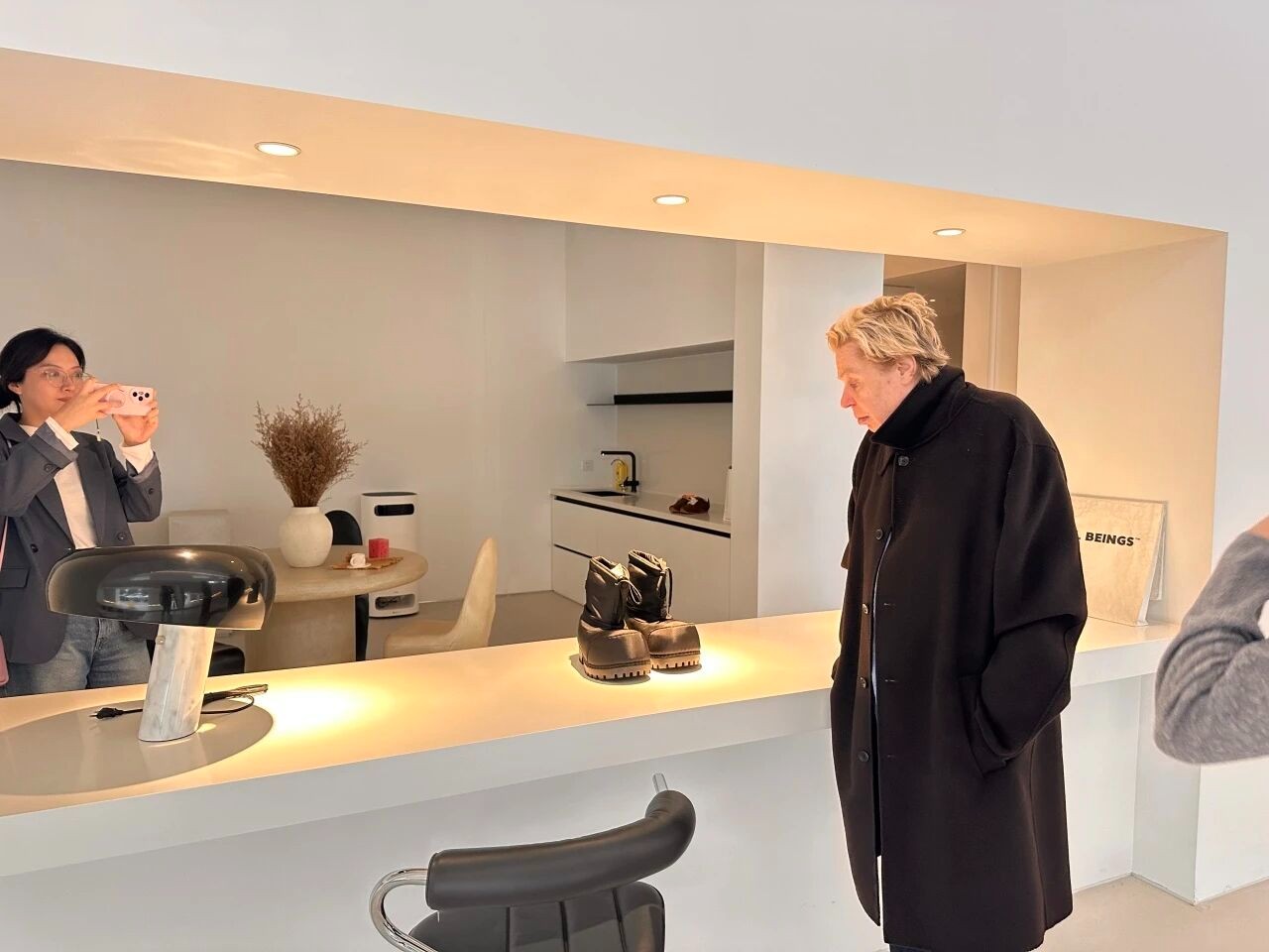 全球视野聚焦鞋都活力！红靴奖形象大使MarcAudibet深度探访温州鞋履时尚产业