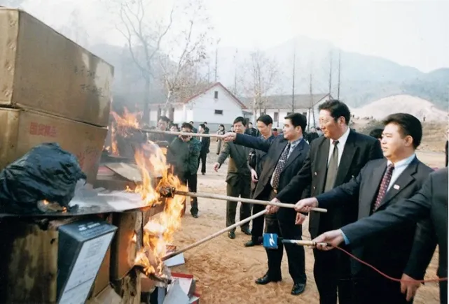 1748247358586013533.png 2-4.png