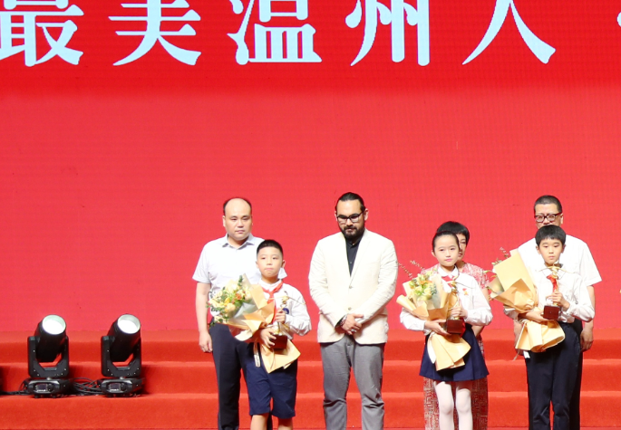 1748249164230070808.png 4-9.png